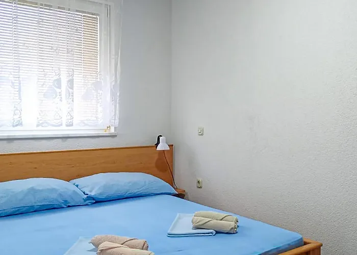 2 Bedroom Awesome In