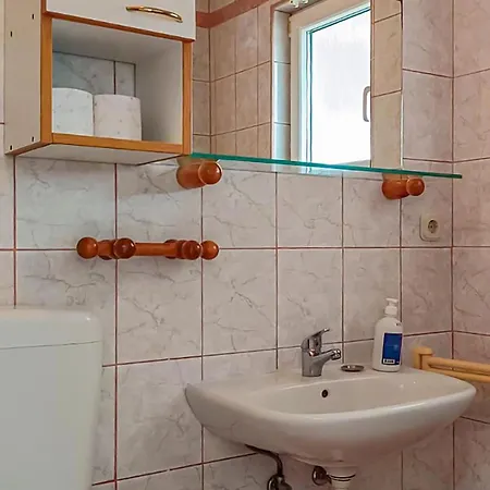 Apartman Awesome In With Wifi Vir